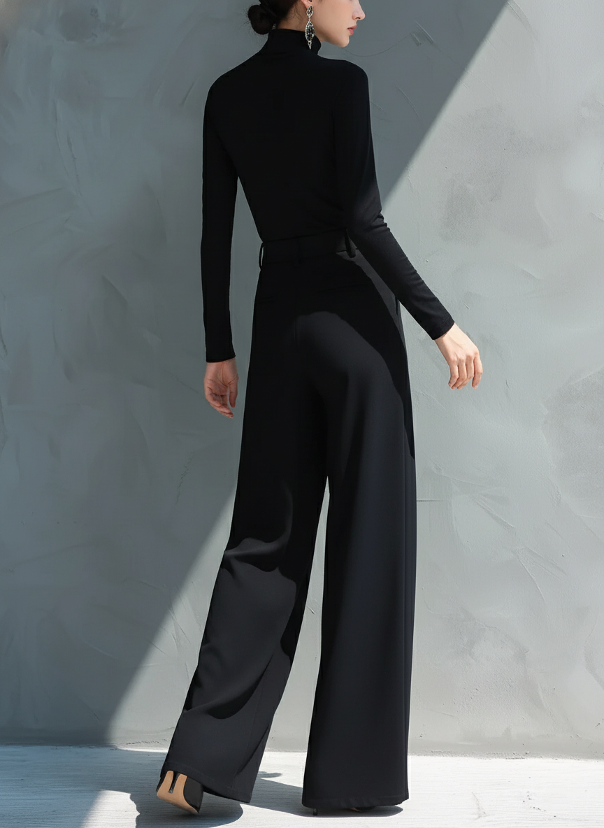 Sarah | Black Classic Knit Turtleneck