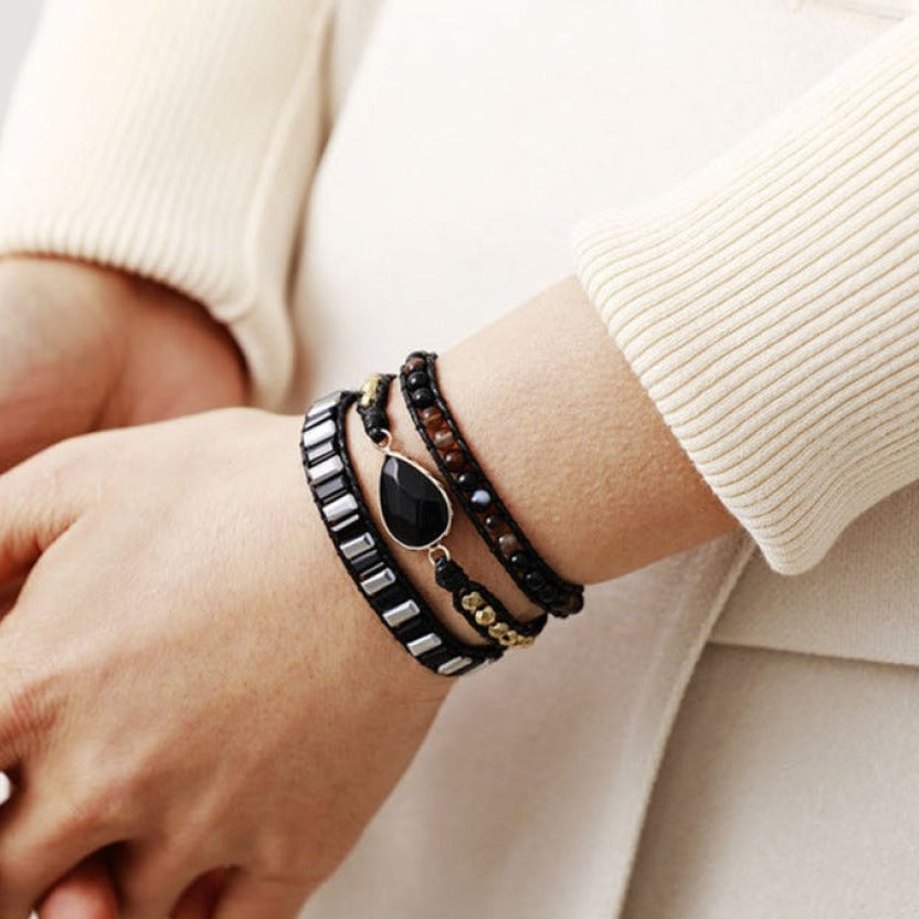 Alma | Black Onyx Teardrop Wrap