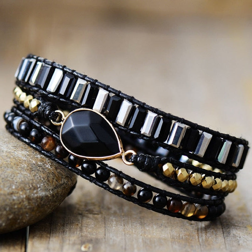 Alma | Black Onyx Teardrop Wrap
