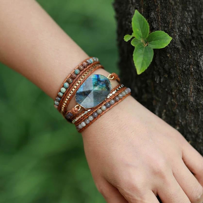 Amara | Handmade Natural Labradorite Agate &