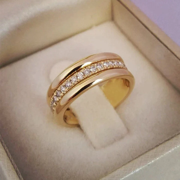 Jessica | Vintage Zirconia Ring